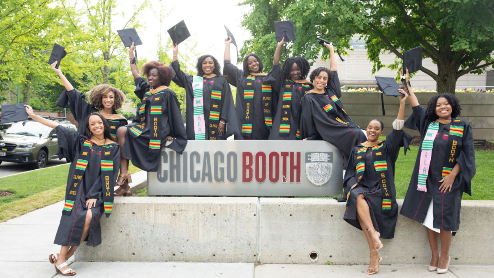 Navigating Chicago Booth Academics – THE BOOTH EXPERIENCE